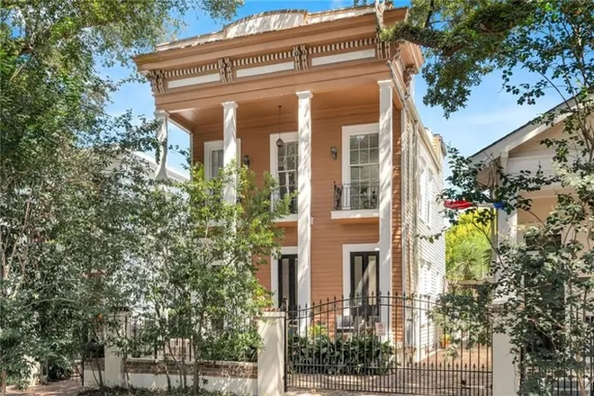 house - Furnished Room in Historic Uptown New Orleans Home