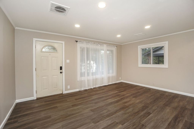 Living Room Area - Totally Renovated Home in Clifton Gas Light District on Cul-de sac