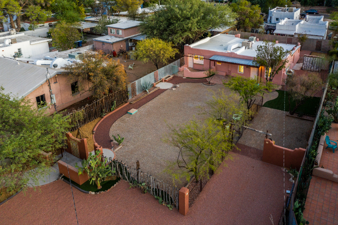 aerial front - Beautiful, Private, Home in Midtown, HUGE yard-Close to University & Downtown