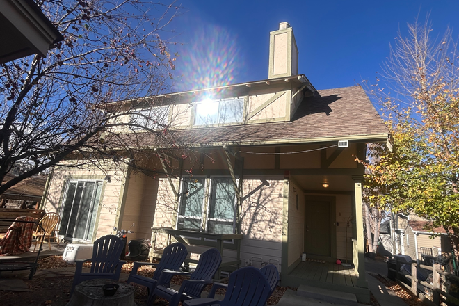 outside house - Pleasant St