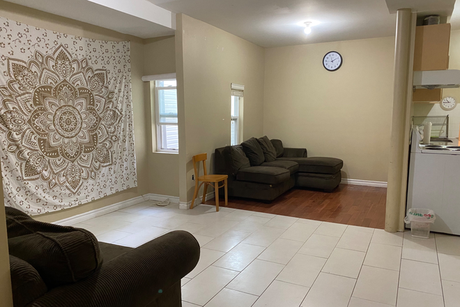 Living room - Central Downtown 4 Beds 2 Baths Unit