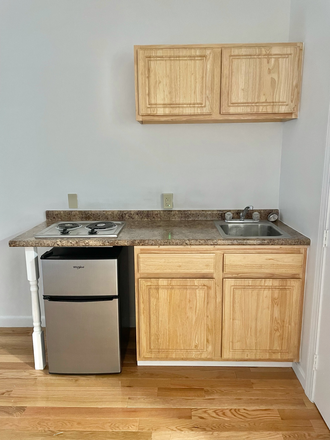 KITCHENETTE - 854 BEACON STREET, BOSTON - RENOVATED STUDIO NEAR KENMORE SQUARE AND BU AVAILABLE NOW! Apartments
