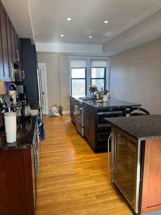 Kitchen - 2026 Summer Sublet-Shared double bedroom in spacious 7 person apartment