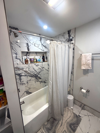 Bathroom 2 - Apartment
