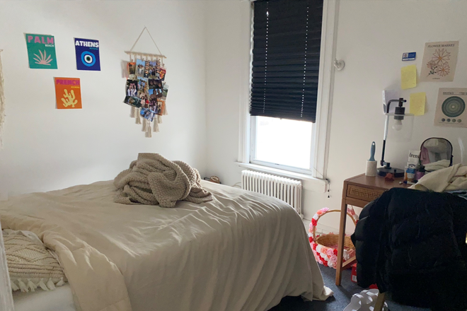 Bedroom - 5 bedroom rental -close to Seton Hall University-Train Station House