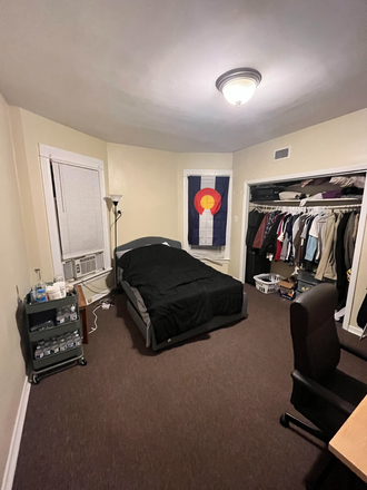 Bedroom - Spacious Room: Summer Sublet (June 16 Start-FLEXIBLE)