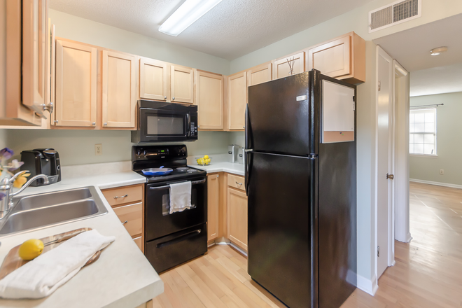 Kitchen - Coastal Convenience at Rivers Point Row on JI! Condo