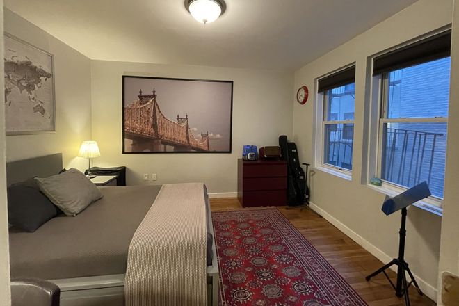 Bedroom - 2 Bedroom Close to Campus ***Heat and HW Included***