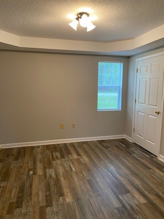 Bedroom - 1 room for rent in 2 bedroom apartment