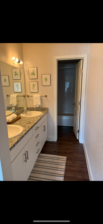Bathroom - The Lodge