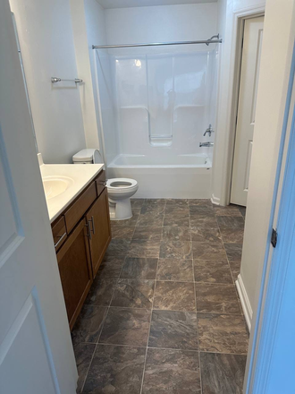 bathroom - Private Room in 2B/2B Apartment