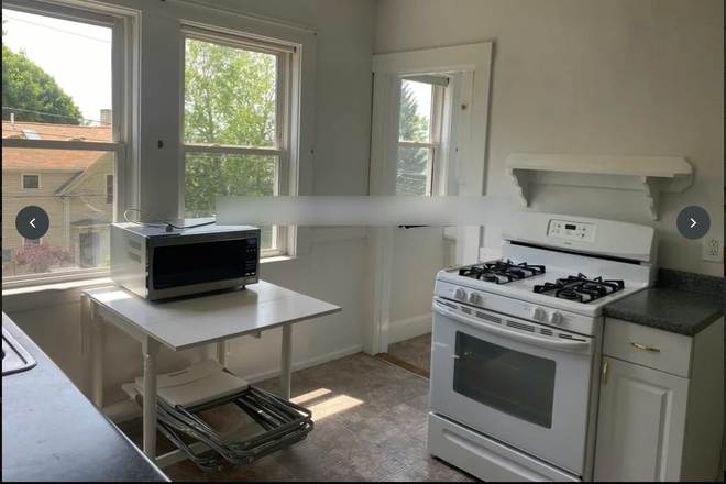 - - Close to Campus! Spacious 5 Bed 2 Bath w/ Laundry Apartments