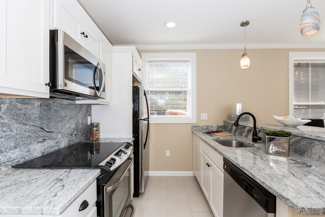 Kitchen - East Boston 2 Bed ** Avail. 6/1 **