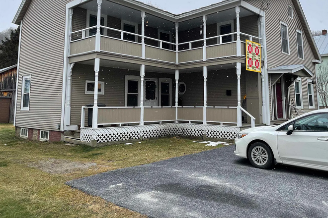 Outside View of Front Porch - 1-Bedroom Upstairs Apartment in the Heart of Chelsea, VT
