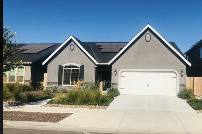 Exterior - Bellevue Ranch House