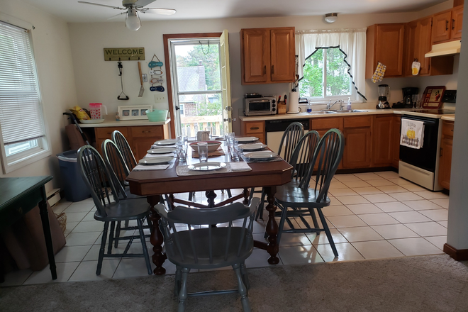 Kitchen - G.Getaway House