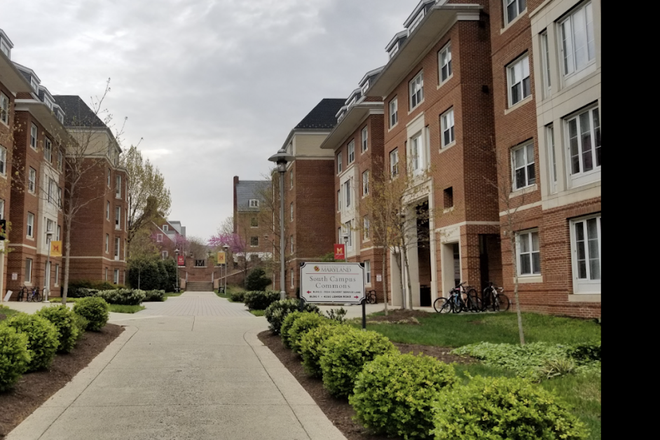 Outside street view - Spring 2025 Lease at South Campus Commons 2 Apartments