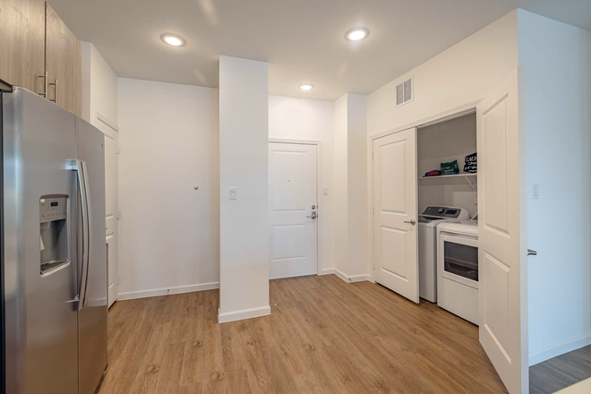 Washer and Dryer - Nest on Dryden in TMC, right across campus (1 or 2 bedrooms available!) Apartments