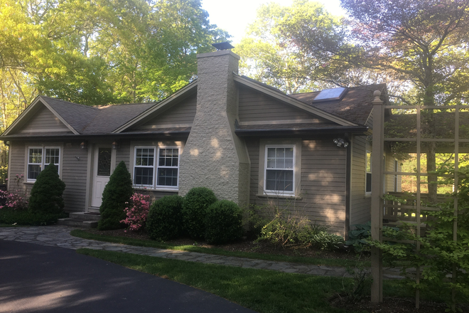 Front of House - 1084 Slocum Road Saunderstown, RI 02874 House