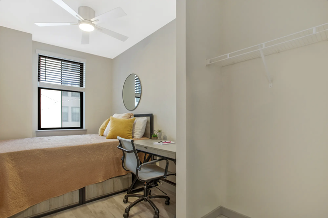 bedroom - The Nine at College Park