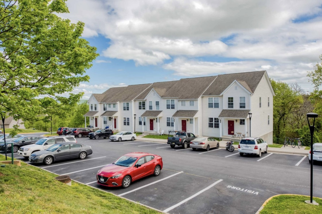 Outside street - Maple Ridge Townhomes