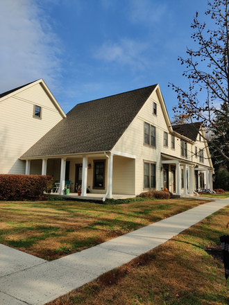 Exterior - Relet:2BR thome for PU Faculty/Staff only-E. Merwick Ct-Princeton