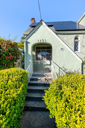 Exterior - Charming 2-Bedroom + Office in Prime Berkeley Location – $5,000/Month Rental