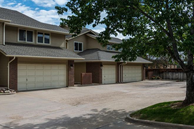 Front - Looking for 1 housemate (last updated 07/14/2025) 42 Pima ct