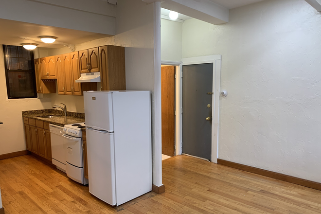 Call NOW for showings! 617-236-8550 - HEMENWAY ST - MODERN TRUE 2BR/1BA IN SYMPHONY FOR *9/1/2025* W/ H&HW INC, LNDRY IN BLDNG, EXP BRICK! Apartments