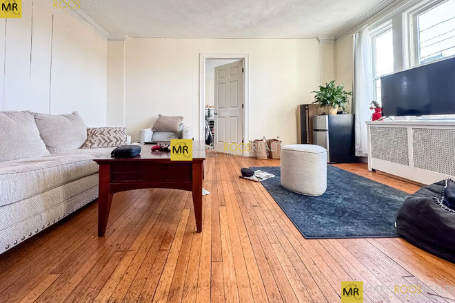 Call NOW for showings! 617-236-8600 - MANET RD - *NO FEE* XL 2ND FLR 4BR/1BA IN CH HILL NEAR BC AVAIL *9/1/2026* W/ LNDRY IN BLDNG, PRKNG! Apartments