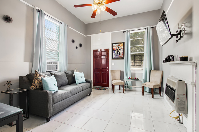 Living Room - Charming 1BR/1BA Home – Ideal for Students, Instructors, or University Staff