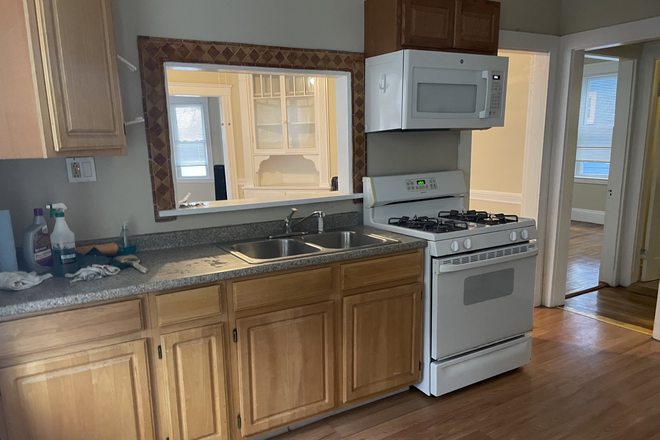 Kitchen - Thrid Room in 3BR/1BA Apartments