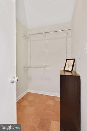 Walk in closet - Cleveland Park studio with reserved parking, one block to red line Condo