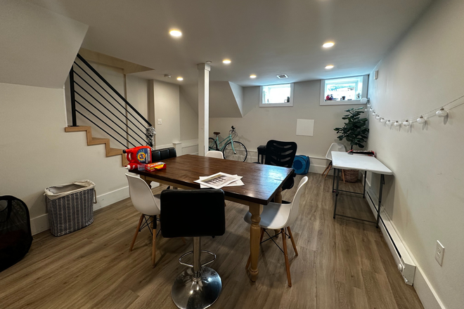Call NOW for showings! 617-236-8600 - BREMEN ST - HUGE 2 FLR 4BR IN JEFFRIES POINT NEAR MBTA FOR *9/1/2026* W/ IN UNIT W/D, 2 BATH, DW!