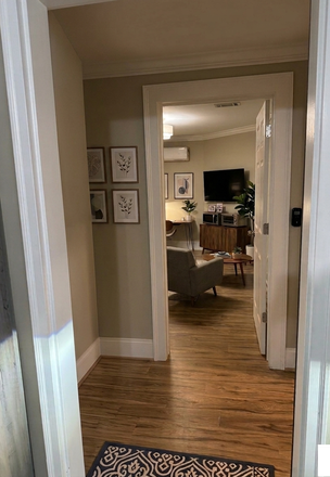 private entryway - Welcome home in charming Kirkwood, walkable to shops, marta and easy commute, included