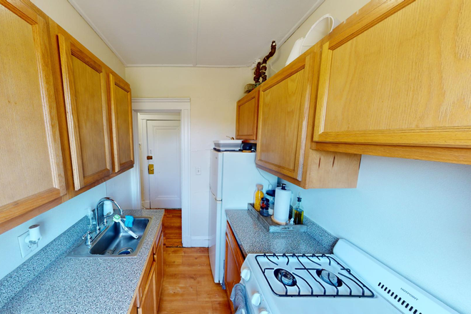 a - Super nice and no broker fee Apartments