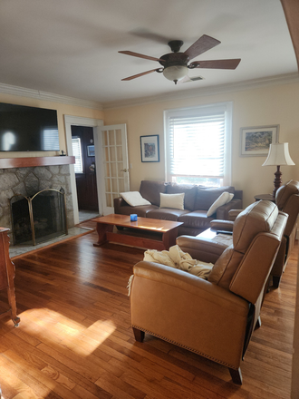 Living room - Nice Furnished House Available Summer Sublet East Lake