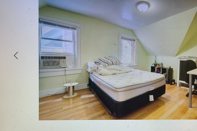 bedroom - College & St. George ( m5t1z3 ) appointments to view available Triplex