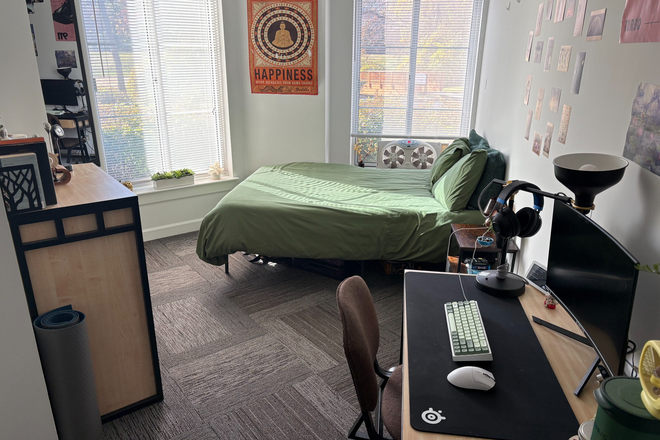 Bedroom - South Commons 7 Apartments