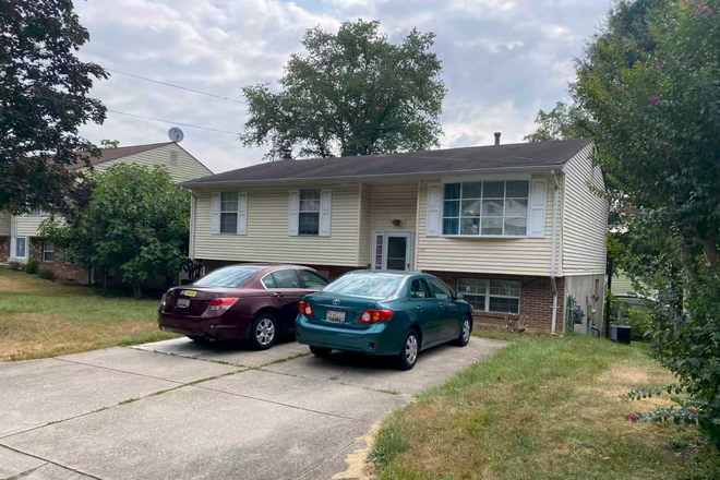 Outside - 8907 34th Ave College Park - Single Family Home Close to Campus