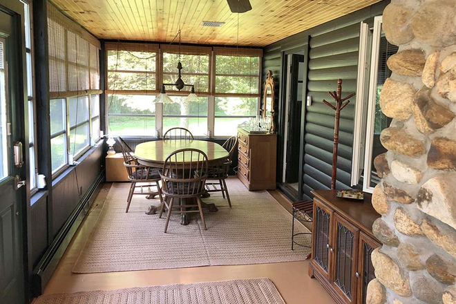 Sun Room - 16 Penobscot Trail - Bonnet Shores House