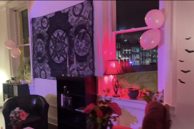 part of living room - Apartment near Monroe