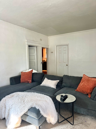 Living room - House close to campus