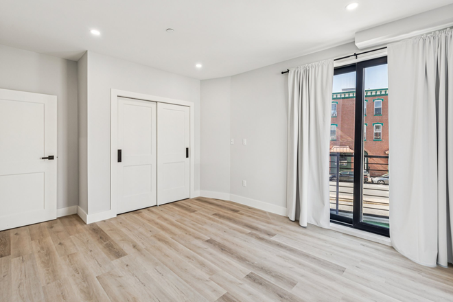 Master Bedroom With Balcony // 211, 411 - Triad Apartments - Brand New near Drexel & UPenn!