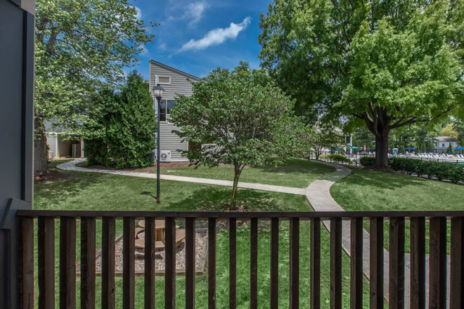 Outside Natural View - Foxridge and Hethwood Apartments