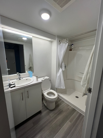 Shared Bathroom - 1 Furnished bedroom (2 baths) in sunny 4 bedroom unit Condo