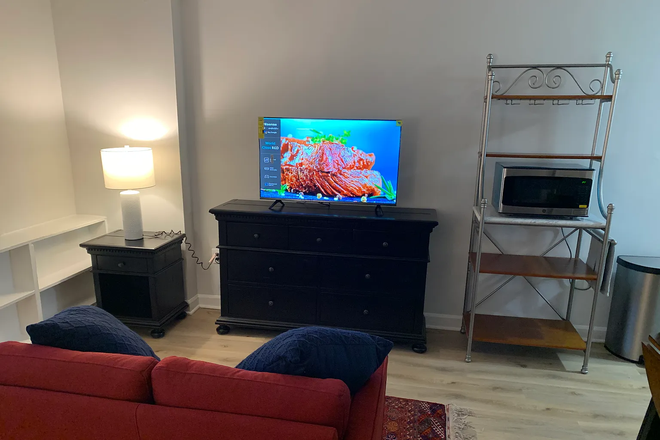 Living area - Beautiful Fully Furnished Rosslyn Studio in River Place South #510 Arlington VA Apartments