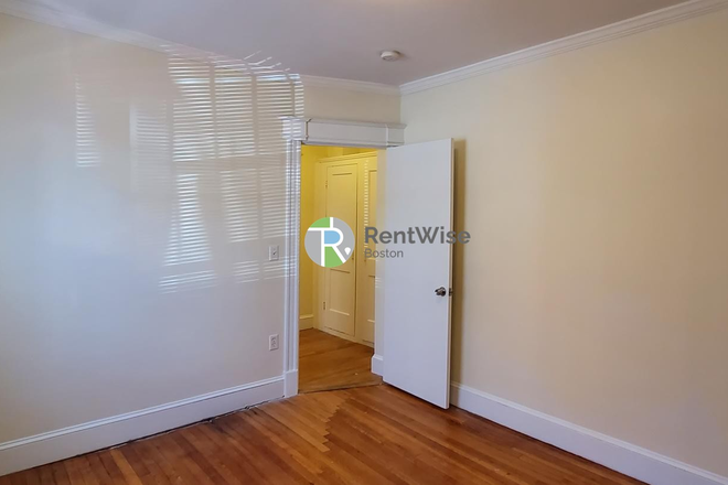 1 - SEPT 2026-Gorgeous 1 bed on Washington St/Brighton, H/HW inc. NO FEE! Apartments