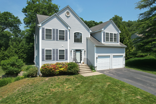 Exterior - 45 Marian Avenue House