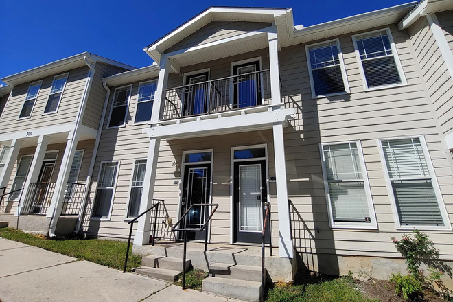 Outside street view - ?? Beautiful 3BR/3BA Apartment for Rent!